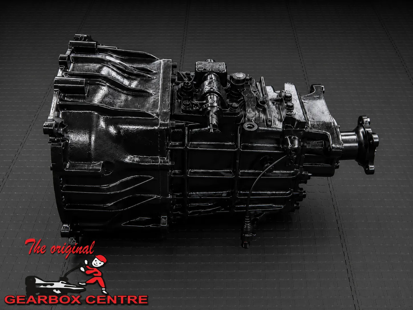Fuso MO25 5 Speed reconditioned gearbox