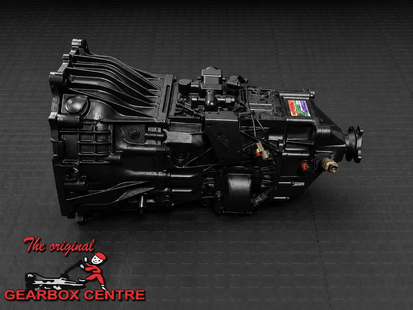 Fuso MO36 6 Speed reconditioned gearbox